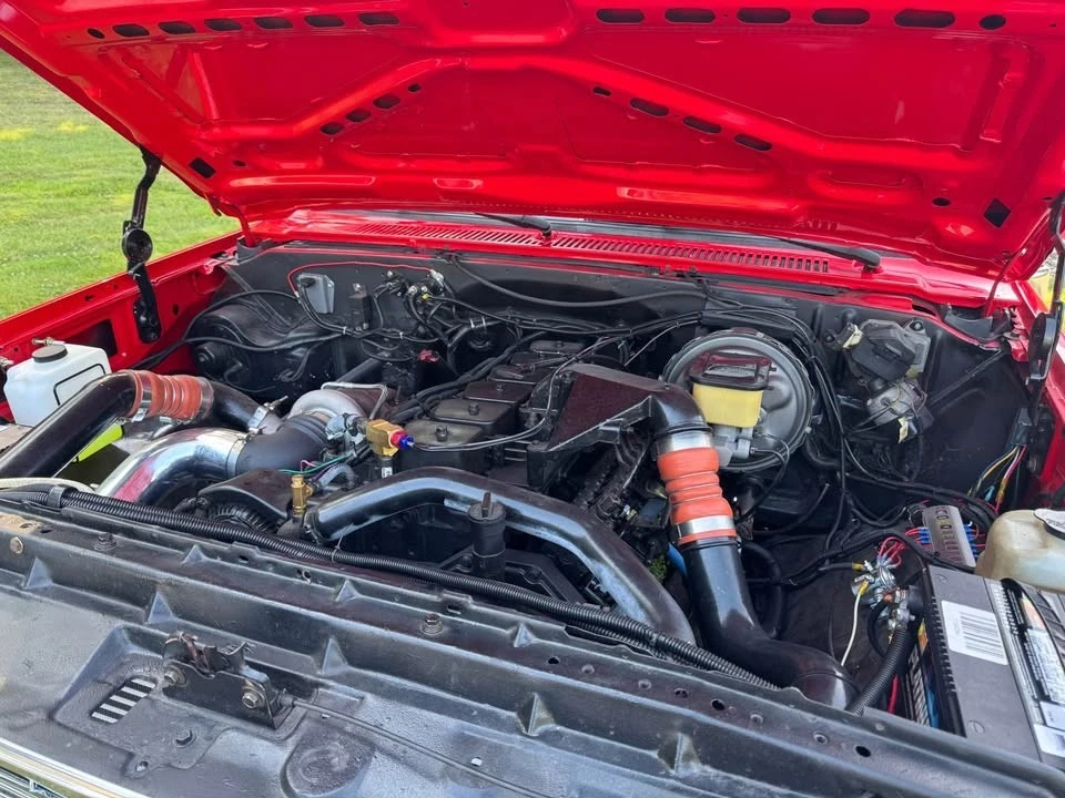 1985 Chevrolet C/K Pickup 1500  - Image 3 of 4