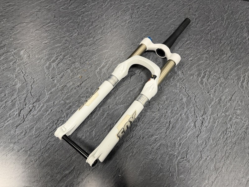 Fox 32 Factory Series FIT RLC 26” Forks