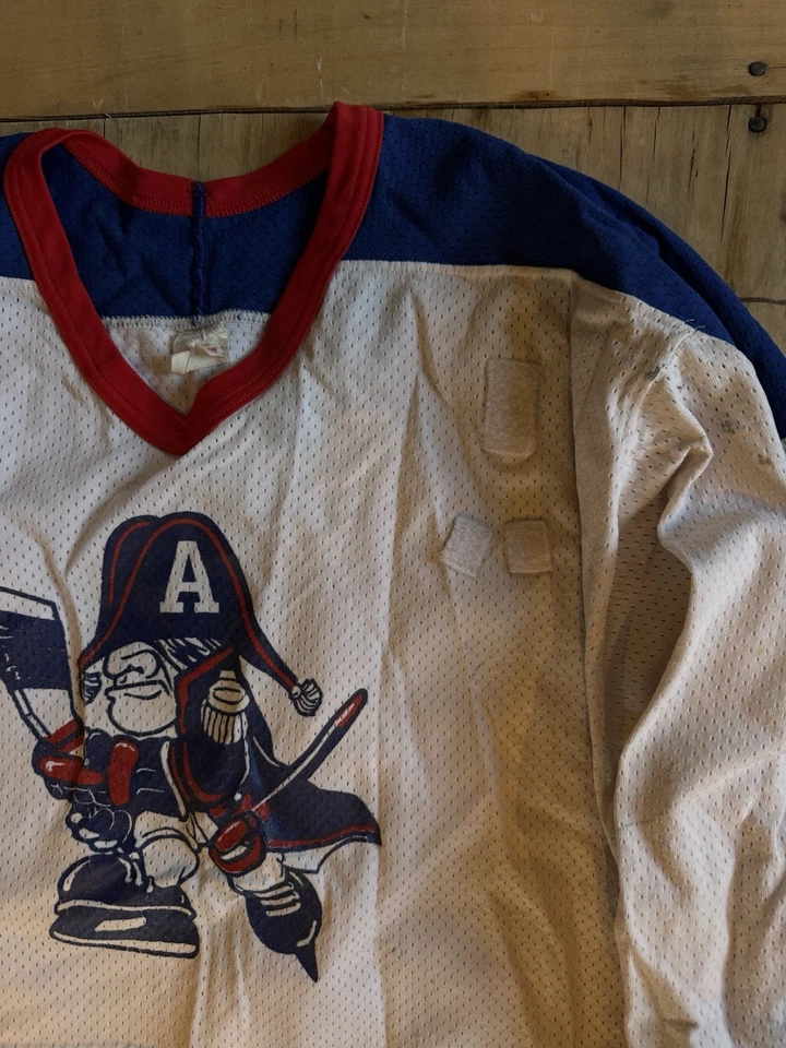 Camiseta deportiva usada en juegos de Milwaukee Admirals Foto 3 de 3