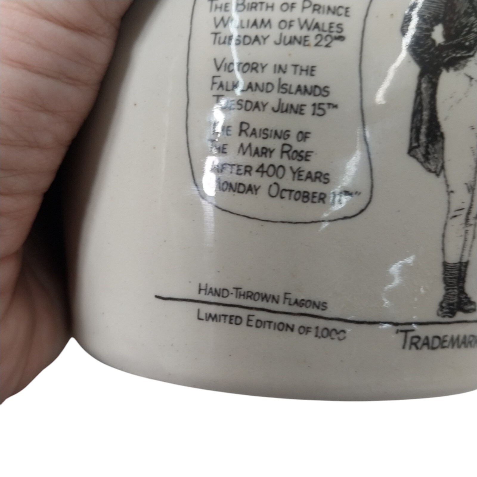 Pickwick Rare Scotch Whisky whiskey Jug Christmas 1982 1 of 1000 LTD EDT Flagon