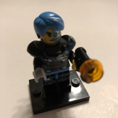 Cyborg Lego Minifigure Blue Hair LEGO 41601 BrickHeadz Cyborg