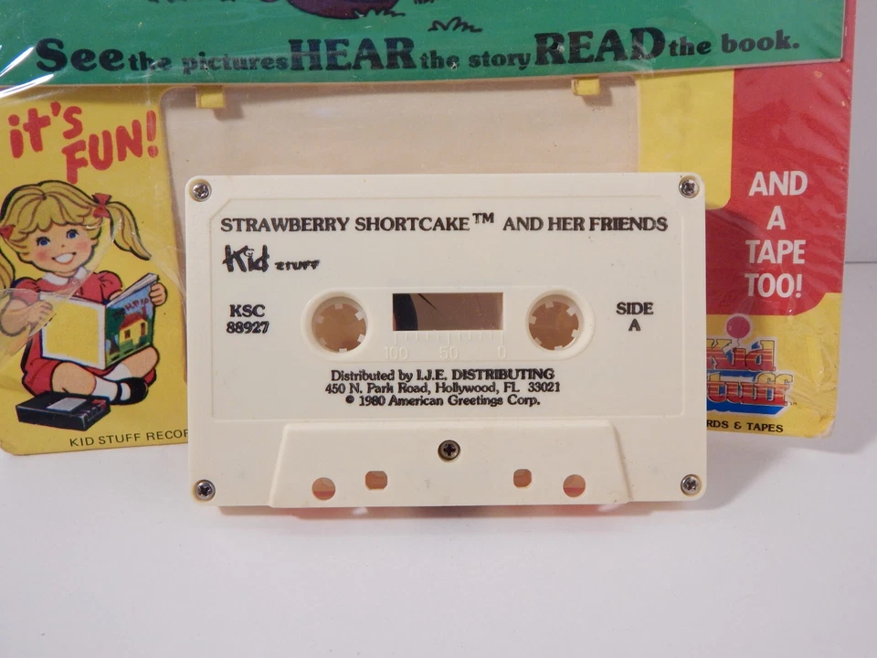 Strawberry Shortcake and Her Friends 1980 libro casete nuevo sin sellar Foto 3 de 4
