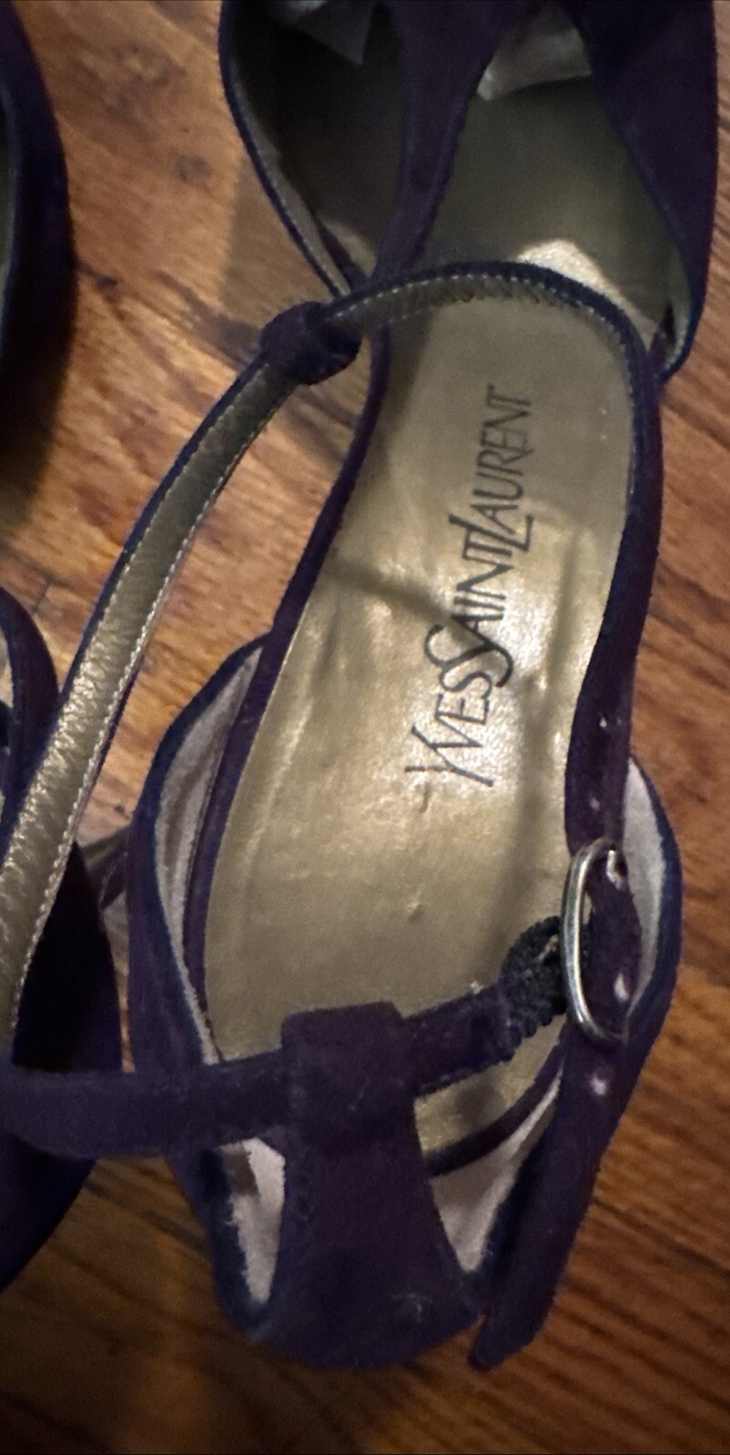 Scarpa donna Yves Saint Laurent viola intenso cinturino alla caviglia tacco misura 9 usata