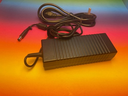 Original HP 135W 19V 7,1A Laptop Netzteil Ladegerät 481420-001 482133-001