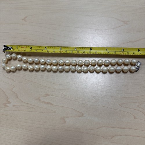 Collana Akoya filo di perle vintage tenuta chiusura argento 18" - Foto 13 di 21