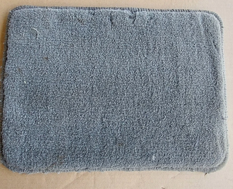 1991 Toyota 4runner Grey Floor Mats Set of 4 Front & Rear Thick Carpet - Image 4 of 4