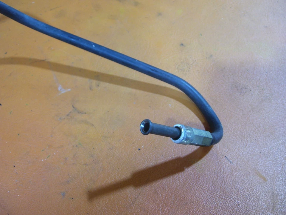 06 Mazda RX8 RX-8 Brake Line ABS Pump to REAR of Brake Master Cylinder OEM Foto 3 de 4