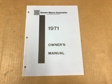 Vintage 1971 Checker Motors Owner's Manual - Gray