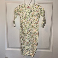 Magnetic Me Floral Spring Magnetic Baby Gown up to 12 lbs. Newborn NWOT
