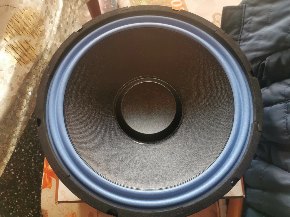 stereo clarion e speaker da auto - Immagine 3 di 4