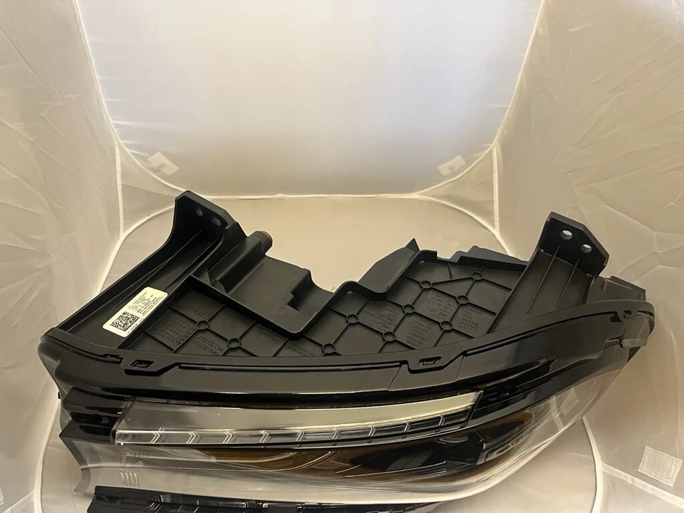 Farol esquerdo HID 2015-2018 Dodge Charger driver 68214399AH FABRICANTE DE EQUIPAMENTO ORIGINAL - Imagem 3 de 4