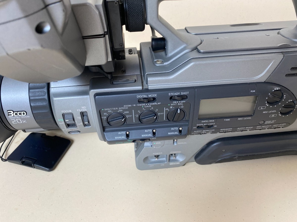 SONY 年代物 デジタルビデオカメラ DCR-VX9000 3CCD 20x SONY 年代物 デジタルビデオカメラ DCR-VX9000 3CCD 20x