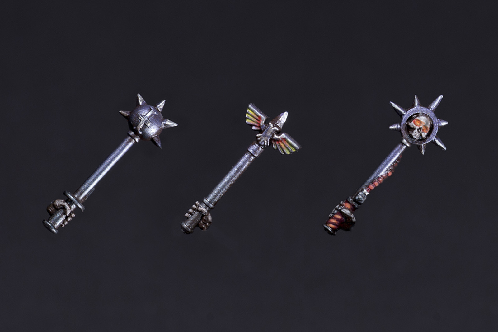 Power maces/hammers with gauntletSisters of Battle (Adepta Sororitas