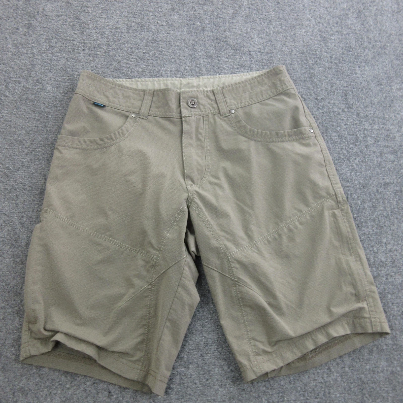 Kuhl Cargo Shorts Mens 30 Beige Microfiber Outdoor Hiking Pockets 11 Inseam
Opens in a new window or
