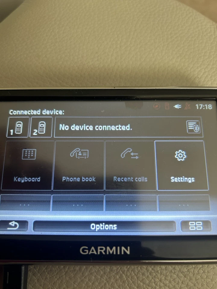 Asiento Garmin usado, Mii, Skoda Citigo, VW Up. Tallo de conexión también suministrado Foto 3 de 4