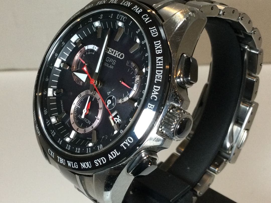 Seiko Astron SBXB041 GPS Solar Titanium Ceramic 8.27in Wrist image 4