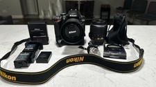    Nikon D3200  Lente 18-55mm  Lente 35mm f/1.8G  Grip  Bater as Accesorios