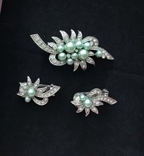 Spilla vintage anni 50 perle acqua e strass con orecchini clip abbinati ��