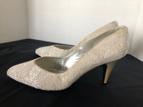 Caparros Ivory Silk Beaded Dress Heels Shoes Size 8.5 B Wedding Formal Party 🎉 - Picture 7 of 24