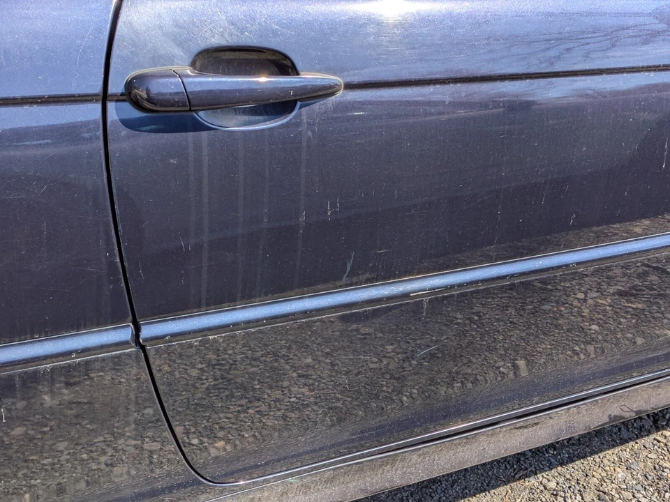 99-06 宝马 E46 COUPE 2 门可转换乘客右门 * 无运费 * — 第 3/4 张图片