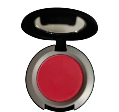 MAC SOFT MATTE EYE SHADOW 1.5g / .05 oz - FALL IN LOVE (powder kiss)
