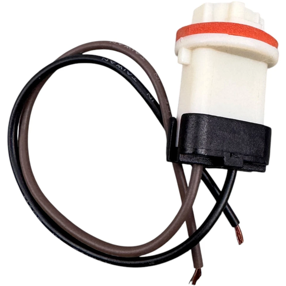 Enchufe de luz BWD PT5603 / S-898 / 645-573 - 4 puertas PARA algunos Ford/Mercury Mazda Foto 3 de 4