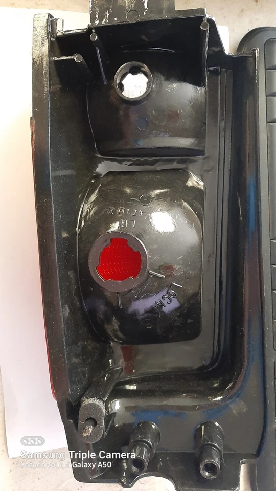  Chrysler Town & Country Luz trasera izq 1991-1995 Plymouth Voyager Foto 2 de 2