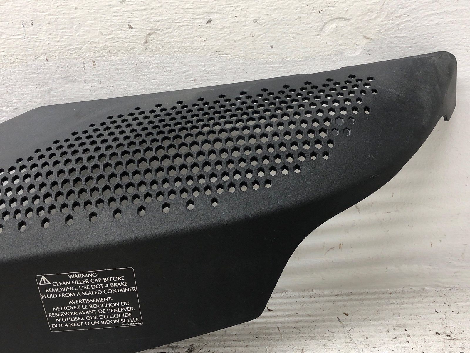 2019-2023 ASTON MARTIN VANTAGE 4.0L LEFT ENGINE SIDE COVER PANEL JY53-6N023-AC