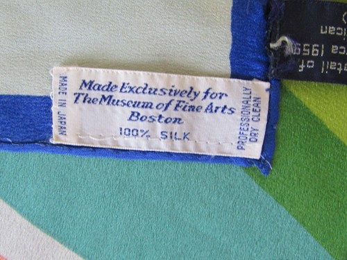 Very Rare Morris Louis Silk Scarf "Winged Hue"  Museum of Fine Arts Boston 30" - Picture 9 of 9