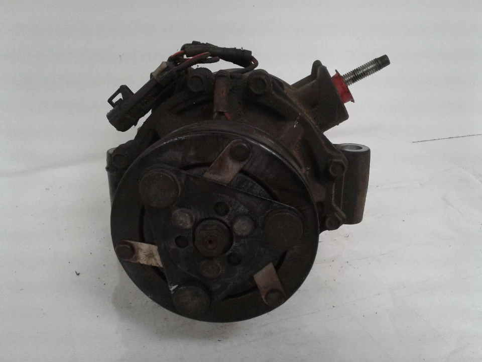 Compresor de aire acondicionado usado se adapta a: 2006 GMC Envoy XL 5,3 grado A Foto 3 de 4