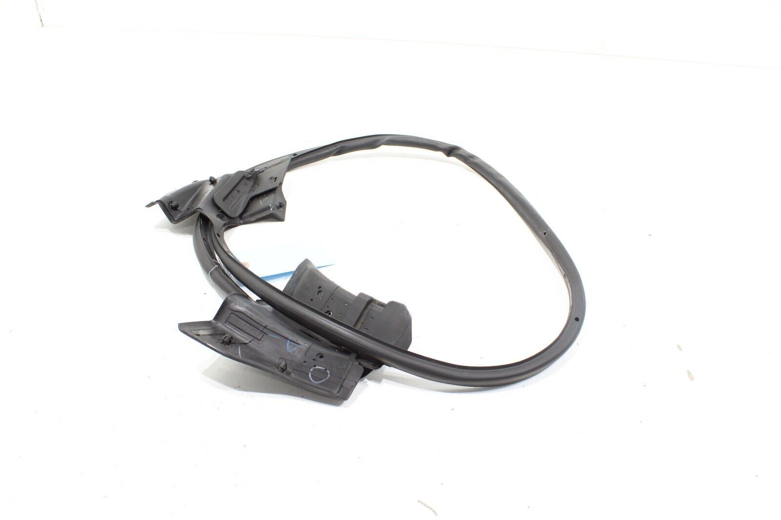 Maserati Levante 2017-2020 Rear Left Lower Door side seal