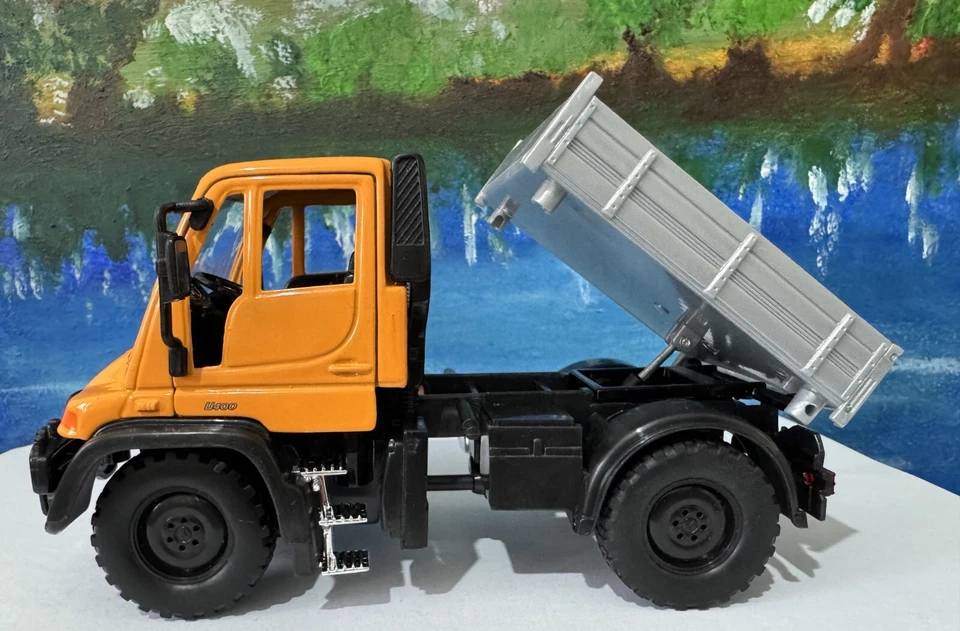 License Mercedes-Benz Unimog Truck 1:32 Diecast Model–Toy Gift for Kids & Adult - Image 4 of 4
