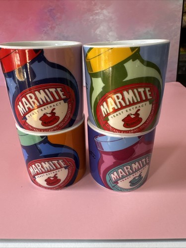 Juego de 4 tazas de huevos de porcelana Marmite POP ART mercancía oficial - Imagen 9 de 10