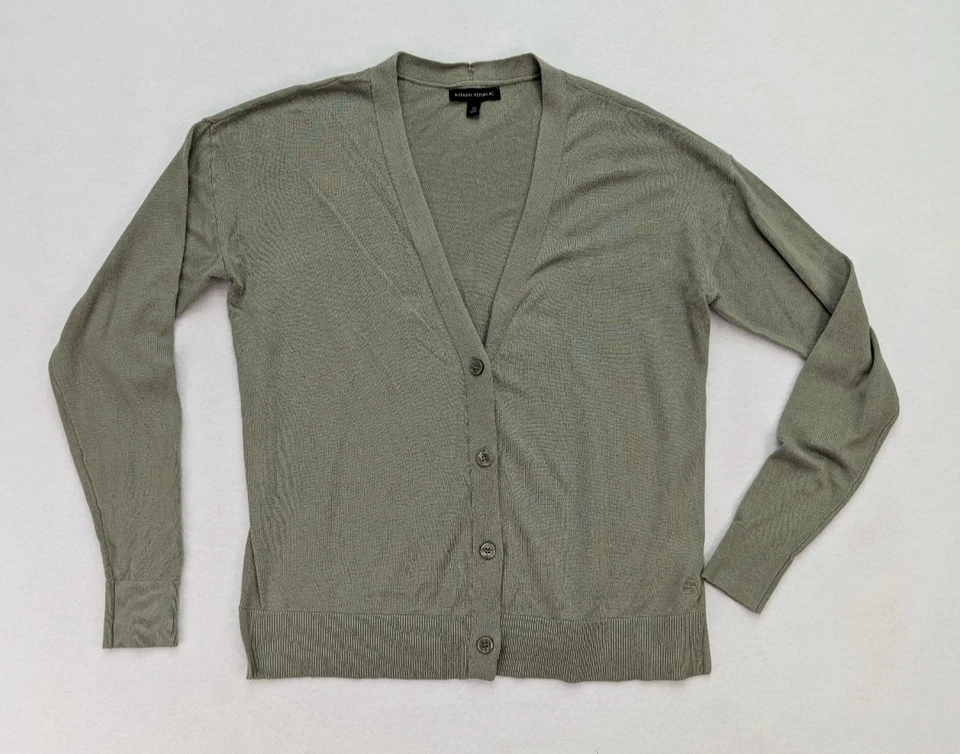 Cárdigan suéter para mujer Banana Republic talla M verde ligero clásico Foto 2 de 4