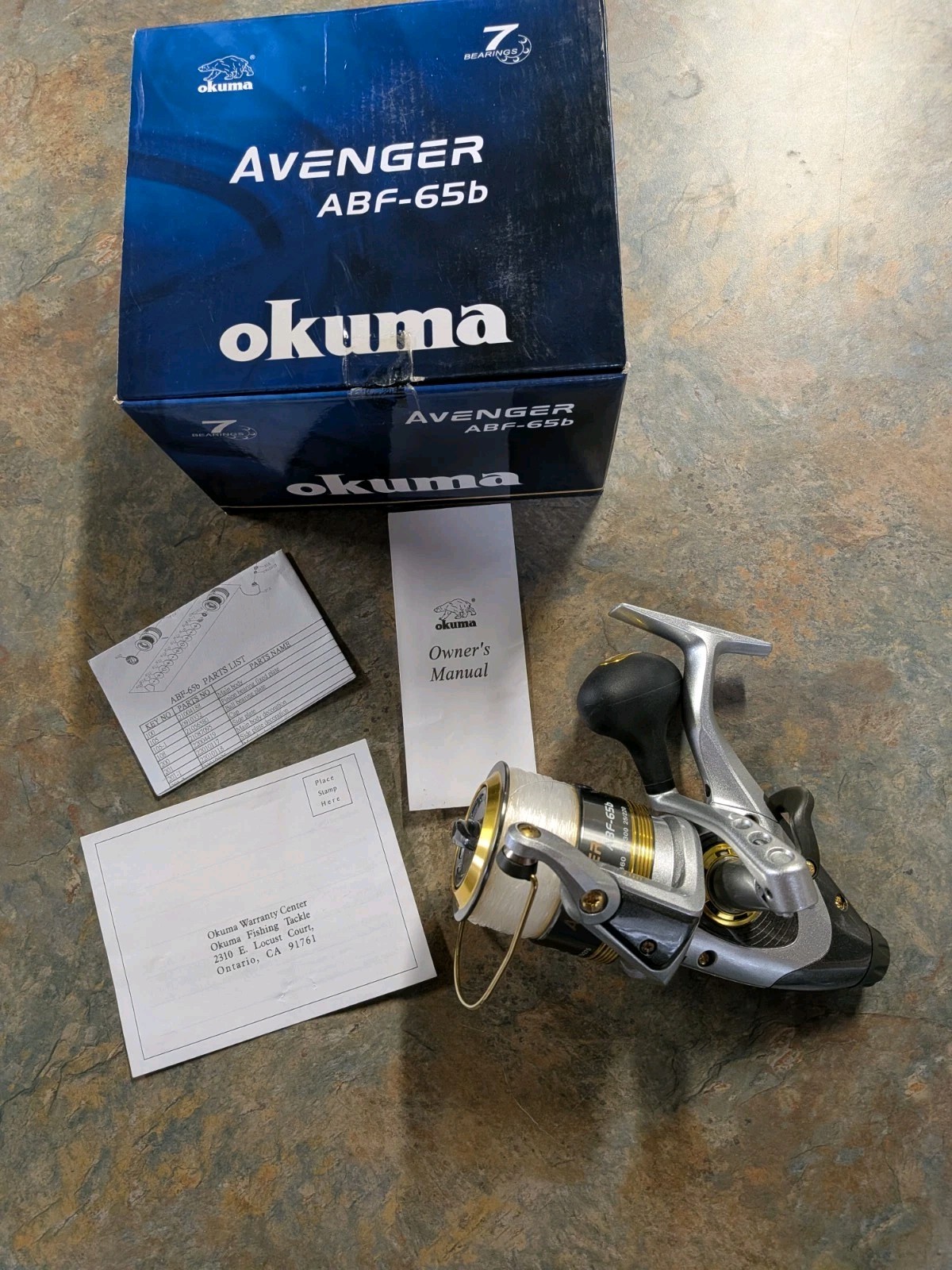 Okuma Avenger ABF B Series Graphite Baitfeeder Saltwater Spi