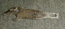 Rare Moehn Brewing Co, Burlington Iowa Figural Eagle & Bottle Beer Bottle Opener