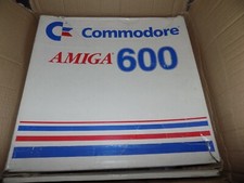 COMMODORE AMIGA 600 BOXATO FUNZIONANTE, JOYSTICK MANUALI E GIOCHI