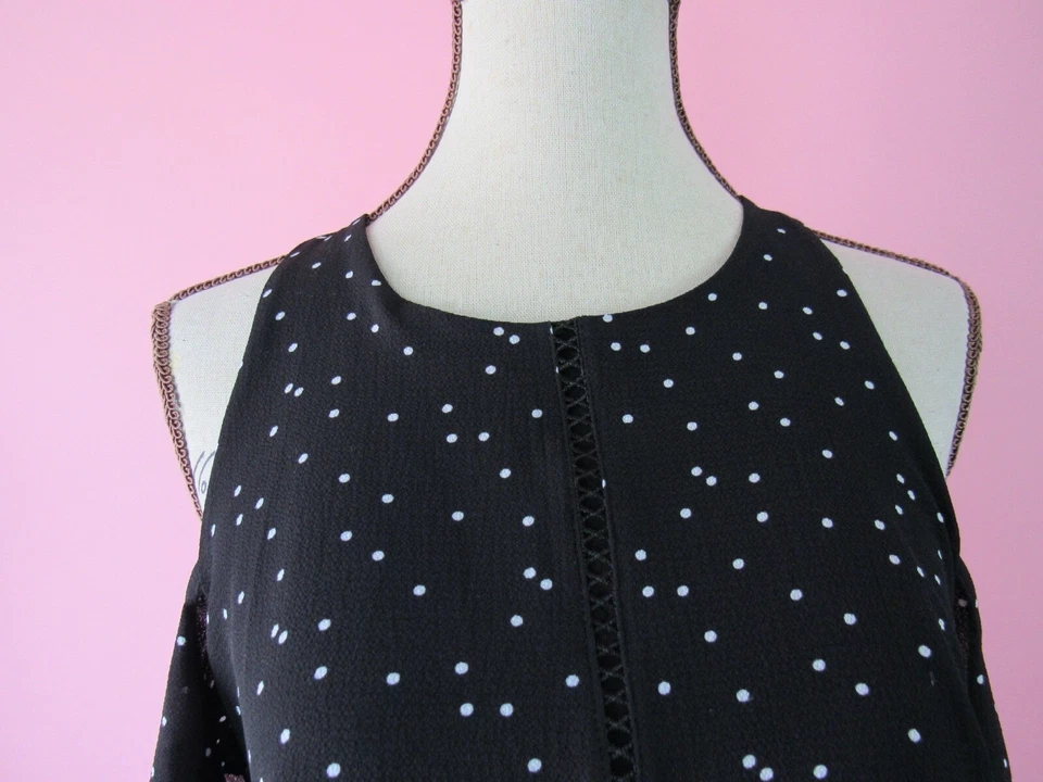 Talla: S Vestido Mossimo Lunares Hombro Frío Hasta la Rodilla Mujer  Foto 3 de 4