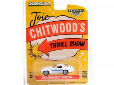 1966 CHEVROLET CORVETTE CHITWOODS THRILL SH 1:64 GREENLIGHT BY RACEFACE-MODELCAR
