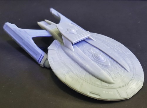 1/2500 scale Luna Class USS Titan WITH DECALS Star Trek 3d printed resin model