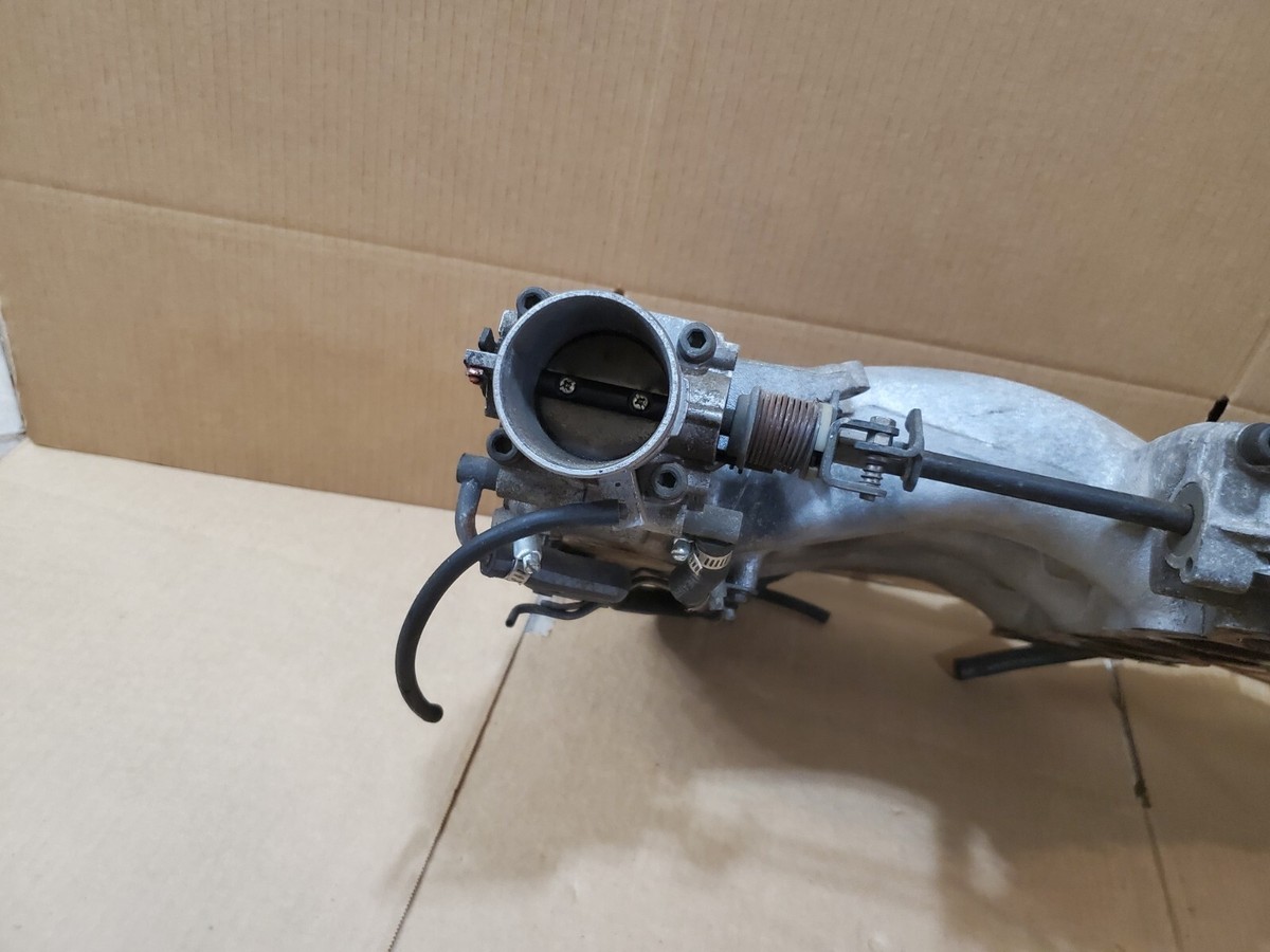ヤブブページです。 90-96 Nissan 300zx Z32 OEM VG30DE Upper Intake Manifold