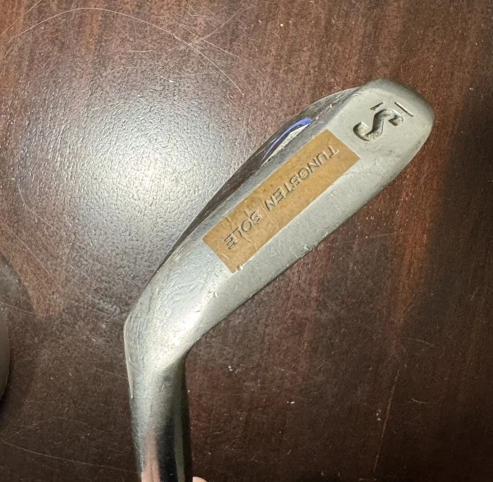 Club de Golf Pure Spin Diamond Face Scoring Wedge 56° suela de tungsteno para diestros Foto 3 de 4