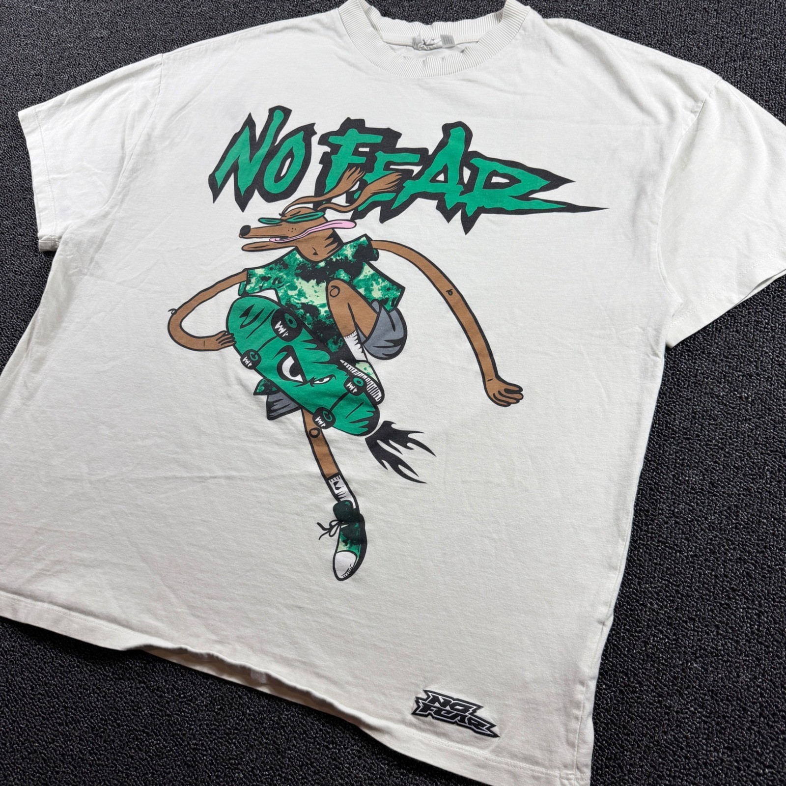 No Fear x H&M Mens Large Skate Dog Graphic T-Shirt White Green Skater Grunge Y2K