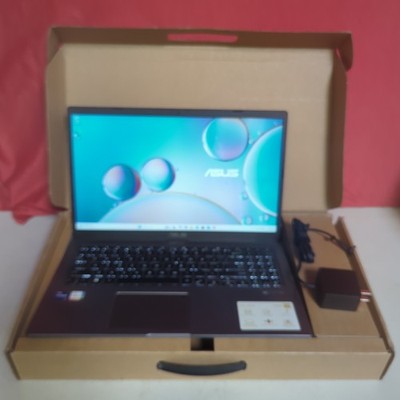 ASUS VivoBook 15 F515EA-RS77 Intel i7-1165G7 8GB RAM 1TB PCIe SSD Windows 11