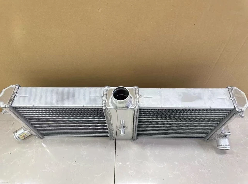 Radiador de aluminio para AUDI R8 Lamborghini Gallardo LP560 2007-2015 420121254B Foto 2 de 4