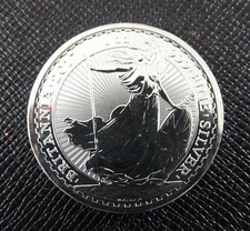 GENUINE 2017 £2 SILVER BRITANNIA COIN IN EXCELLENT CONIDITION