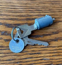 19521958 Ford Ignition Lock Cyl Wlogo Keys Vtg 1950s Nos- 19521958 Ford Ignition Lock Cyl Wlogo Keys Vtg 1950s Nos-