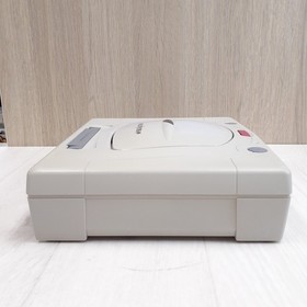 Sega Saturn console with 2 controllers, 3 games & memory cartridge Japan White