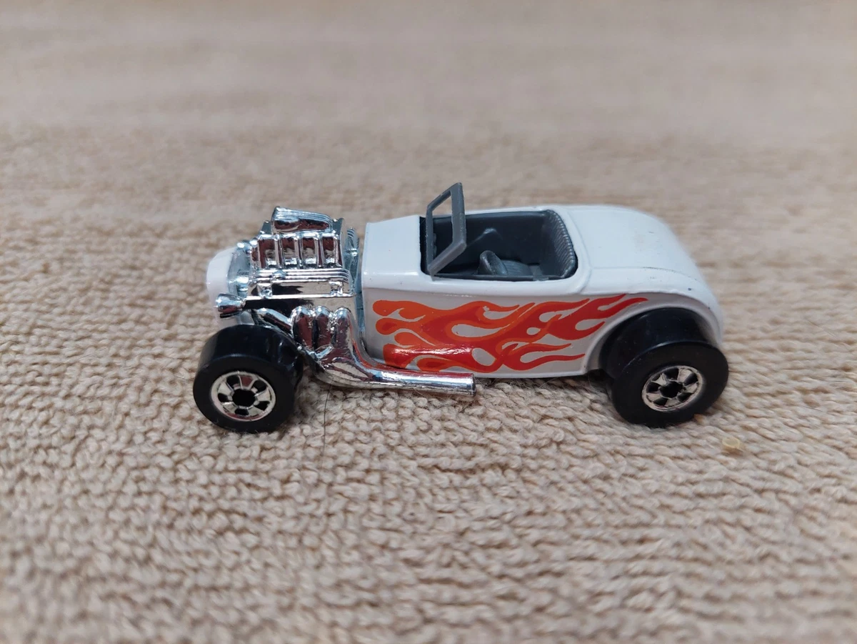 Hot Wheels Ford 1932 Vehicle Year Vintage Manufacture Diecast Cars