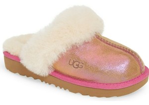 fuchsia uggs